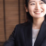 浮気調査で請求できる慰謝料の相場は?探偵に依頼した場合について